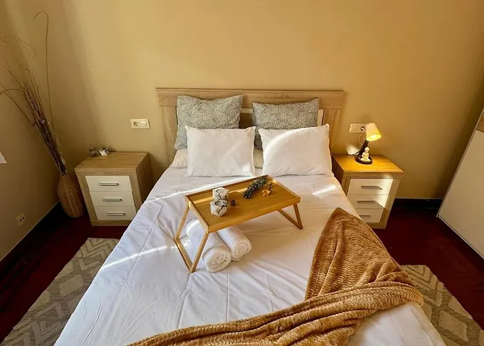 Centro Peatonal 5 Con Balcon Apartman *