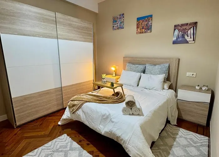 Centro Peatonal 5 Con Balcon Apartman Vigo