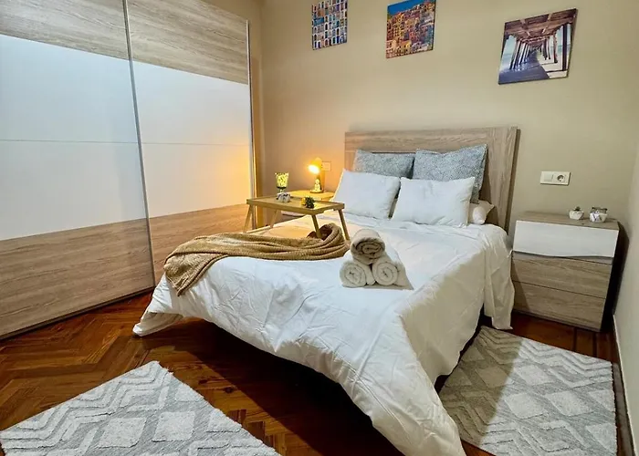 Centro Peatonal 5 Con Balcon * Vigo